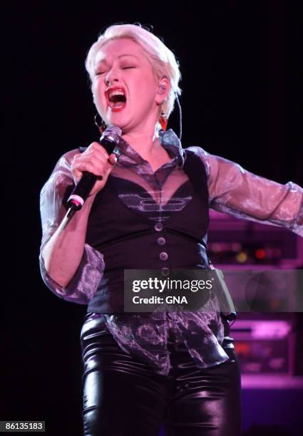 Cyndi Lauper & Counting Crows Team Up For Jones Beach Show Cyndi Lauper & Counting Crows Team Up For Jones Beach Show