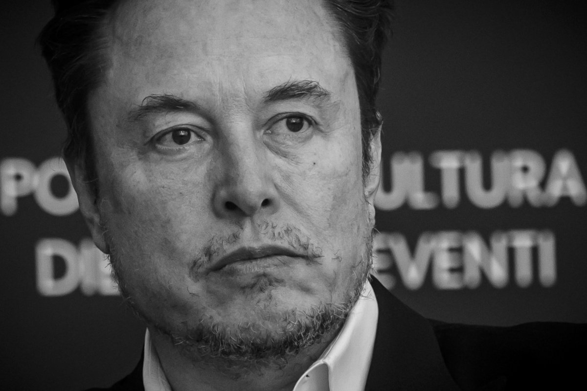 Data Shows Trump's Opinion Shift On Elon Musk, Says CNN Chief Data Shows Trump's Opinion Shift On Elon Musk, Says CNN Chief