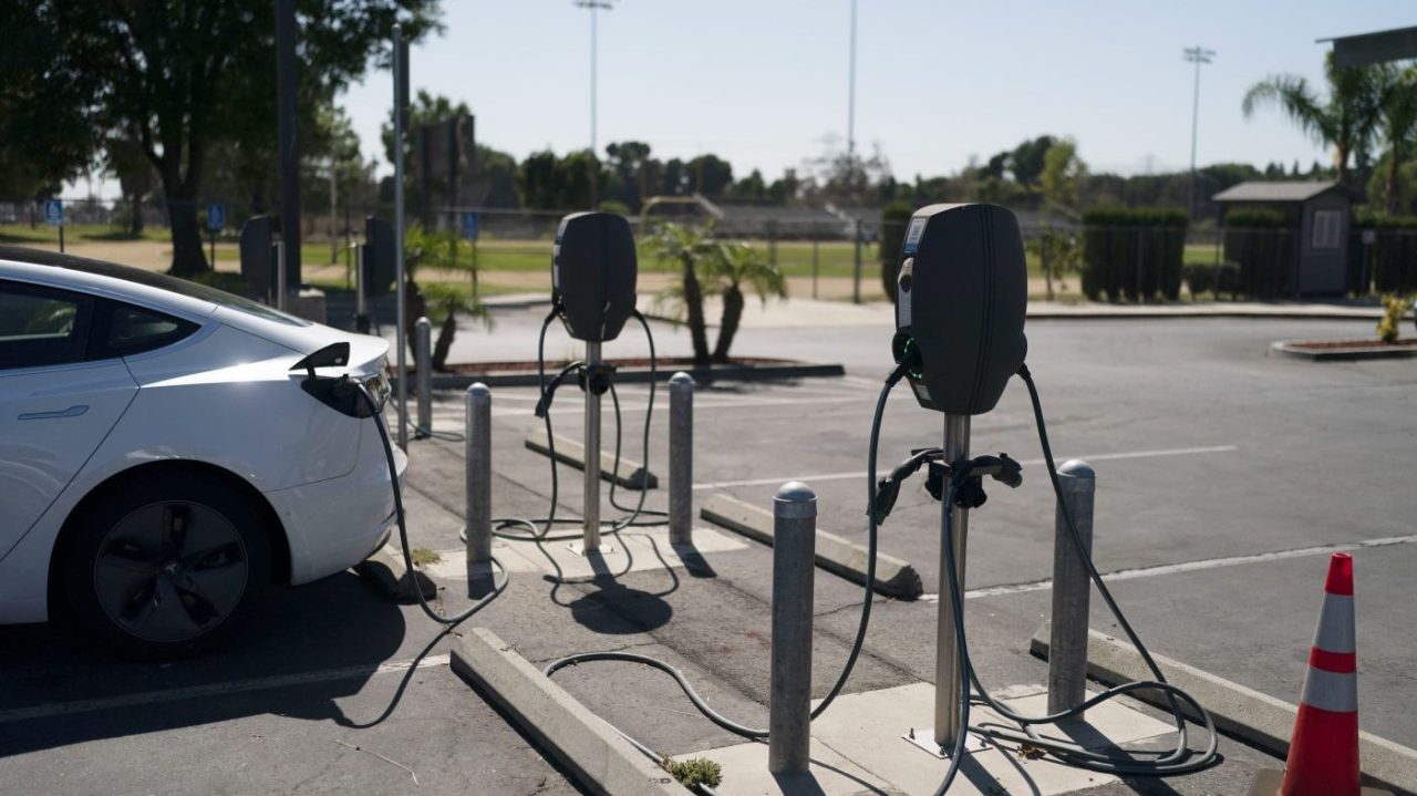 Dealerships Renew Pushback Against Electric Vehicle Requirements Dealerships Renew Pushback Against Electric Vehicle Requirements