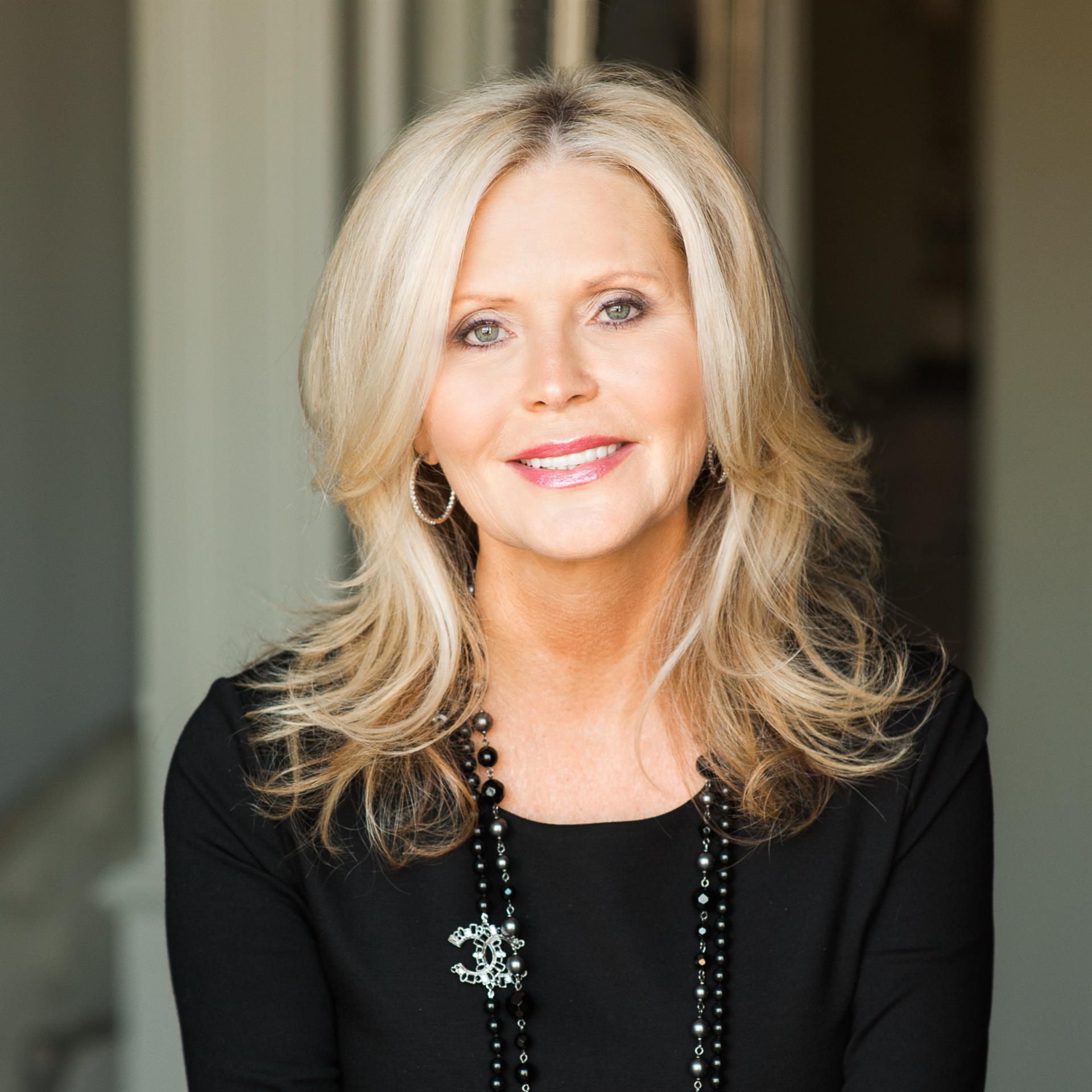 Debbie Elliott: Career And Achievements Debbie Elliott: Career And Achievements