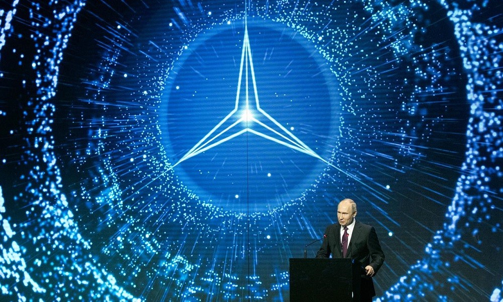 Δεν Υπάρχει Ενδιαφέρον Της Mercedes Για Τον Φερστάπεν; Δεν Υπάρχει Ενδιαφέρον Της Mercedes Για Τον Φερστάπεν;