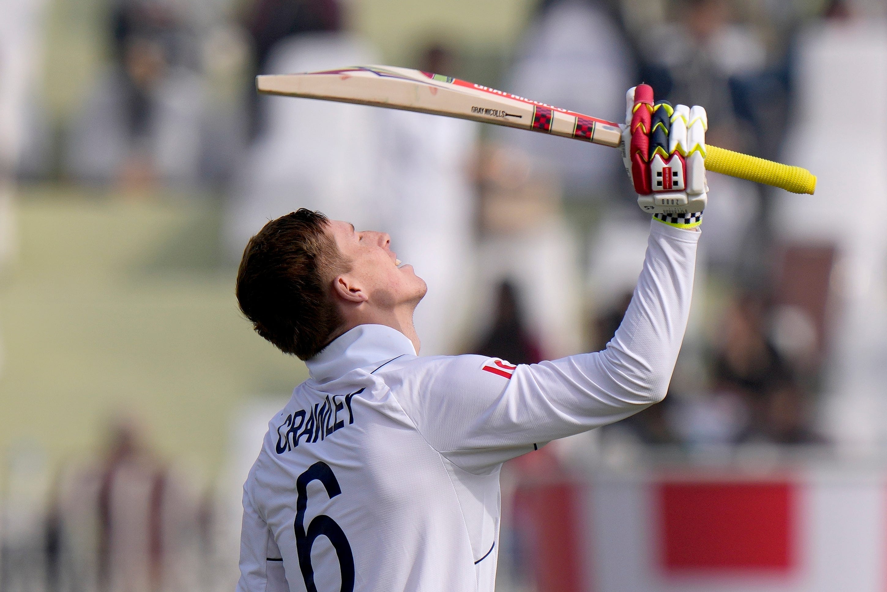 Despite Slump, England Remains Committed To Zak Crawley Despite Slump, England Remains Committed To Zak Crawley