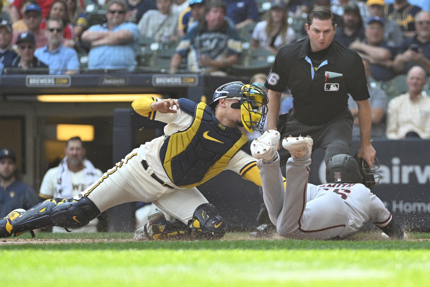 Diamondbacks Secure Walk-Off Victory Against Brewers Diamondbacks Secure Walk-Off Victory Against Brewers