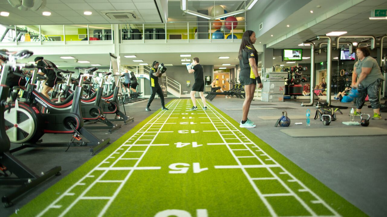 Dragon Den's Interest Fuels Padel Court Expansion At Chafford Hundred Health Club Dragon Den's Interest Fuels Padel Court Expansion At Chafford Hundred Health Club