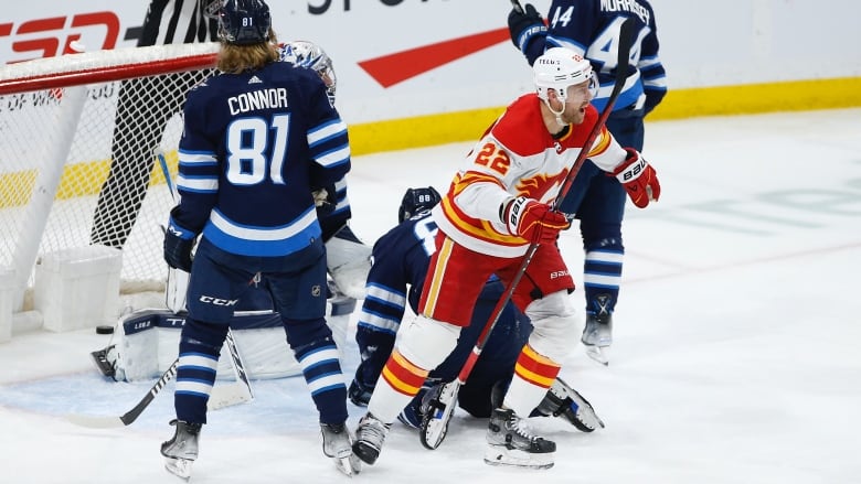 Draisaitl's Absence: Oilers Face Winnipeg Jets Without Key Player Draisaitl's Absence: Oilers Face Winnipeg Jets Without Key Player