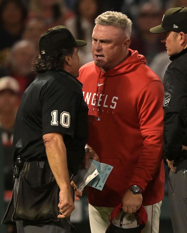 Dramatic Eighth: Angels' Six-Run Outburst Downs Blue Jays Dramatic Eighth: Angels' Six-Run Outburst Downs Blue Jays