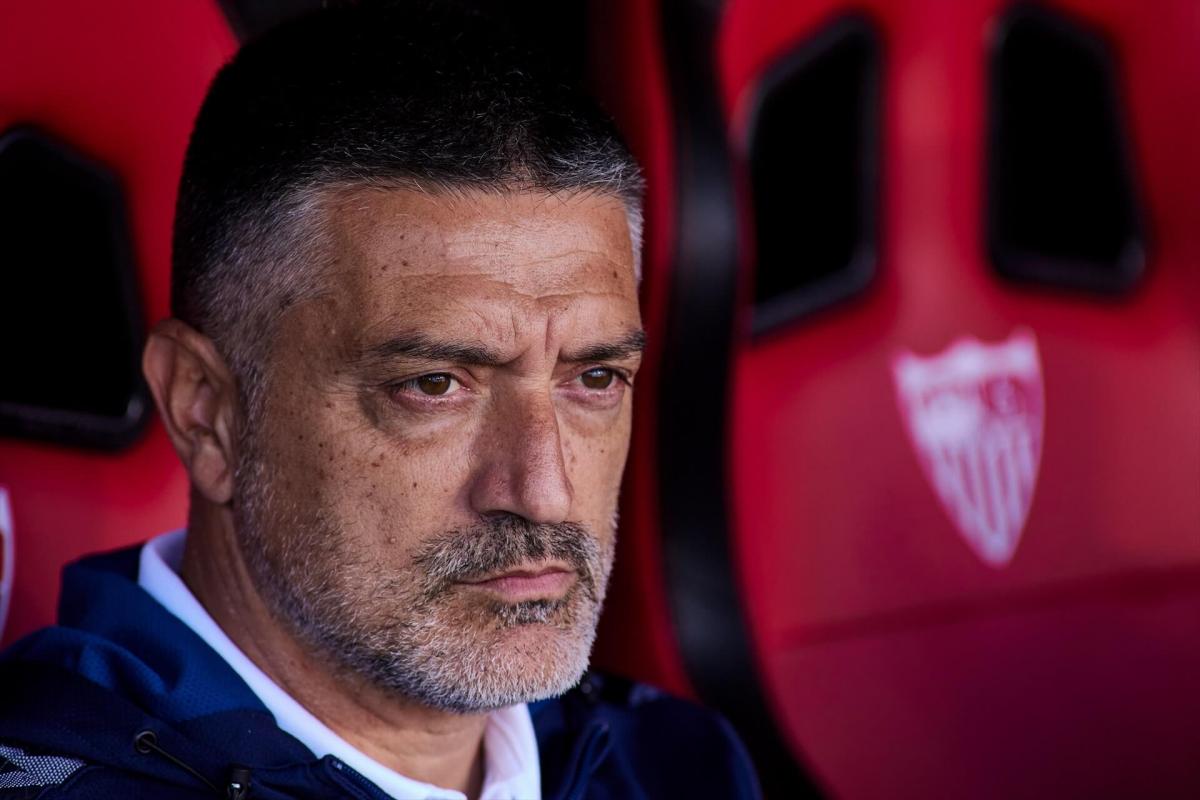 El Sevilla FC Despide A García Pimienta Y Nombra A Joaquín Caparrós El Sevilla FC Despide A García Pimienta Y Nombra A Joaquín Caparrós
