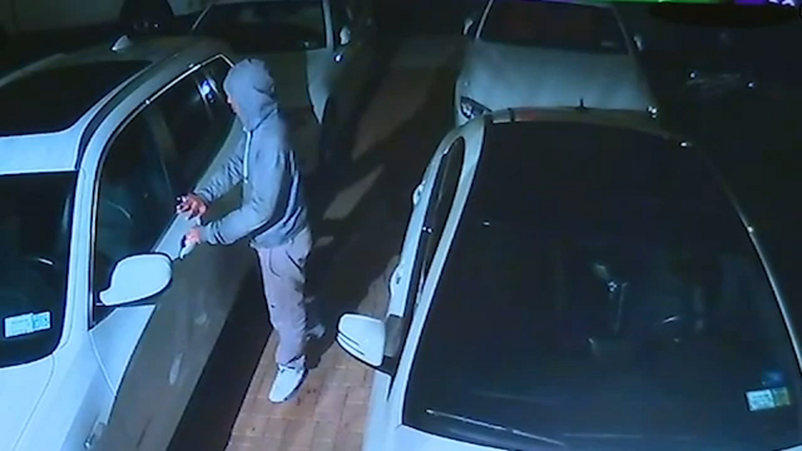 Elizabeth City Apartment Complex Car Break-ins: Dozens Of Vehicles Targeted Elizabeth City Apartment Complex Car Break-ins: Dozens Of Vehicles Targeted