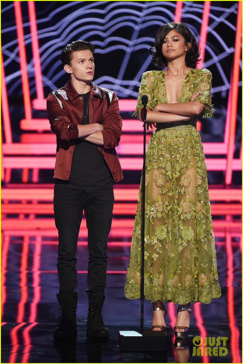 Engagement Announcement: Tom Holland Spotted With Zendaya On Euphoria Set Engagement Announcement: Tom Holland Spotted With Zendaya On Euphoria Set