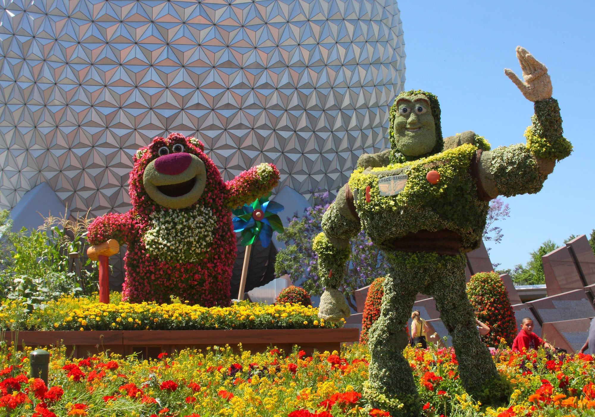 Epcot International Flower & Garden Festival: A Complete Guide Epcot International Flower & Garden Festival: A Complete Guide