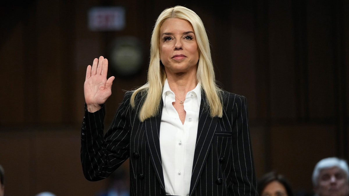 Epstein Records: Senate Democrats Claim Pam Bondi Obstructed Investigation Epstein Records: Senate Democrats Claim Pam Bondi Obstructed Investigation