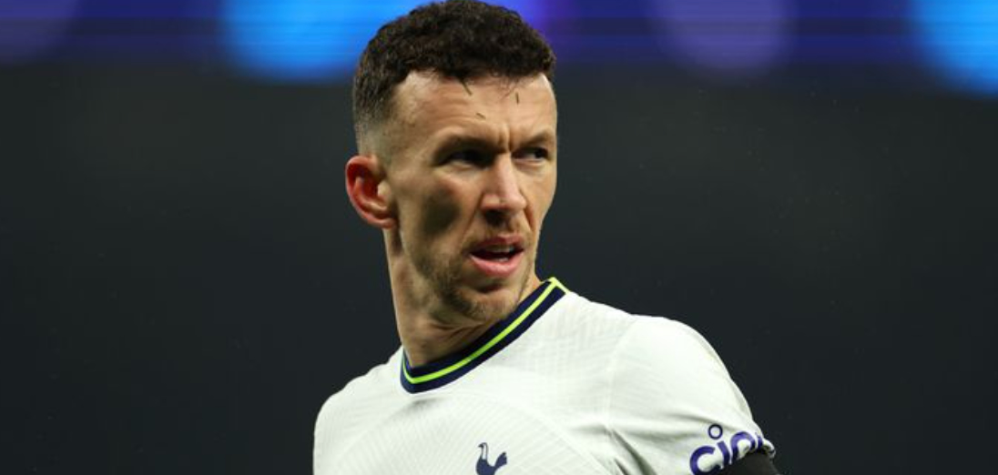 Eredivisie Victory For PSV On Veteran's Day: Perisic And De Jong's Winning Contributions Eredivisie Victory For PSV On Veteran's Day: Perisic And De Jong's Winning Contributions
