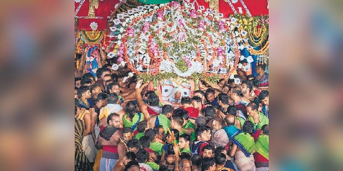 Espionage Probe: Youtuber Jyoti Malhotra Puri's Srimandir Visit Under Scrutiny Espionage Probe: Youtuber Jyoti Malhotra Puri's Srimandir Visit Under Scrutiny