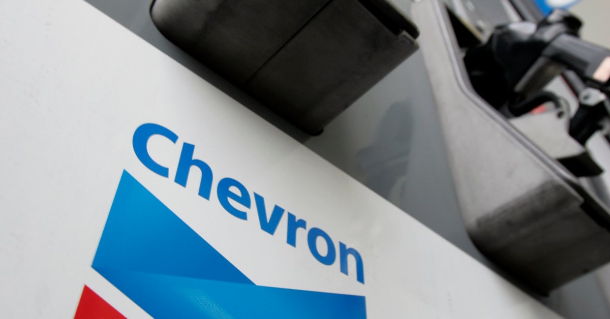Expect Cheaper Gas This Memorial Day Weekend Expect Cheaper Gas This Memorial Day Weekend