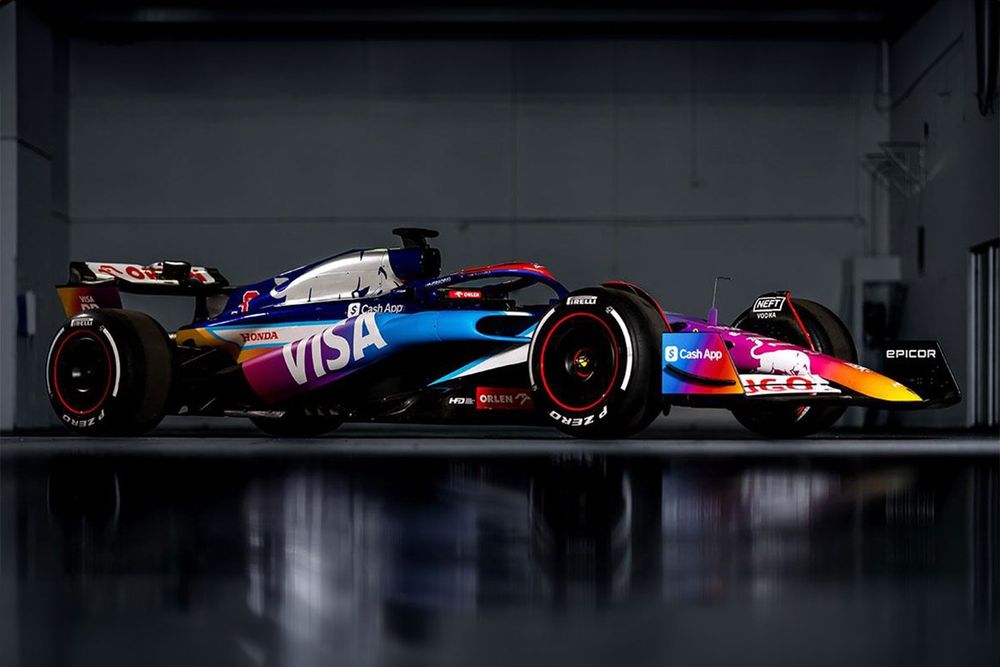 F1 Miami GP: Tea Break Incident Sparks Hamilton-Ferrari Conflict F1 Miami GP: Tea Break Incident Sparks Hamilton-Ferrari Conflict