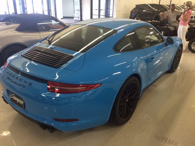 Find Your Dream Car: PTS Riviera Blue Porsche 911 S/T Find Your Dream Car: PTS Riviera Blue Porsche 911 S/T
