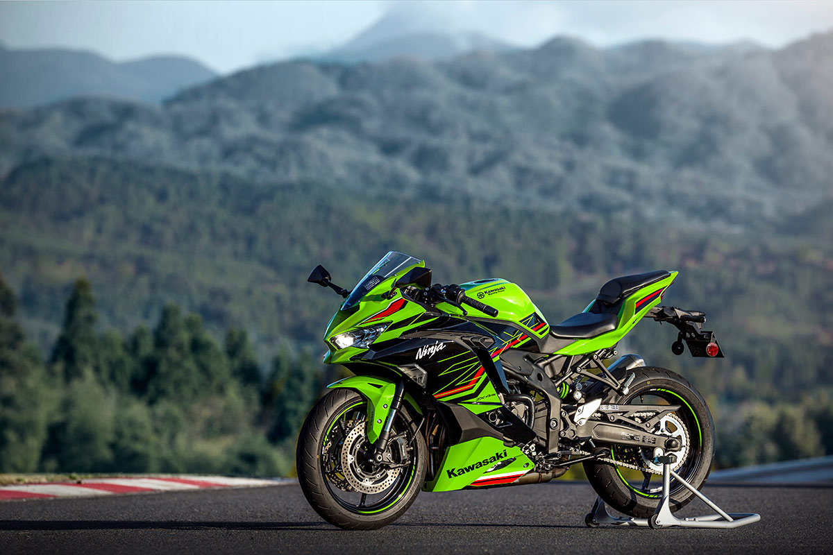 First Look: 2025 Kawasaki Ninja 650 KRT Edition Motorcycle First Look: 2025 Kawasaki Ninja 650 KRT Edition Motorcycle