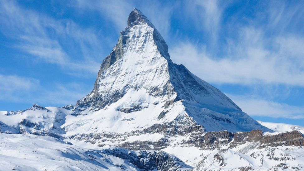 Five Skiers Dead Near Swiss Mountain: Tragedy Strikes Alps Five Skiers Dead Near Swiss Mountain: Tragedy Strikes Alps