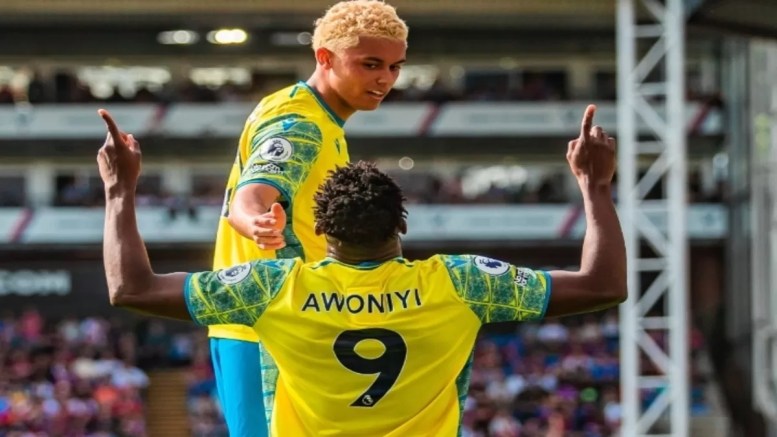 Footballer Taiwo Awoniyi Sponsors Iftar For Nottingham's Muslim Community During Ramadan Footballer Taiwo Awoniyi Sponsors Iftar For Nottingham's Muslim Community During Ramadan