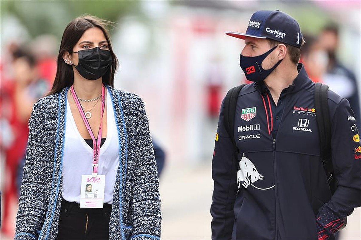 Formula 1 Stars Verstappen And Piquet Announce Birth Of Daughter Formula 1 Stars Verstappen And Piquet Announce Birth Of Daughter