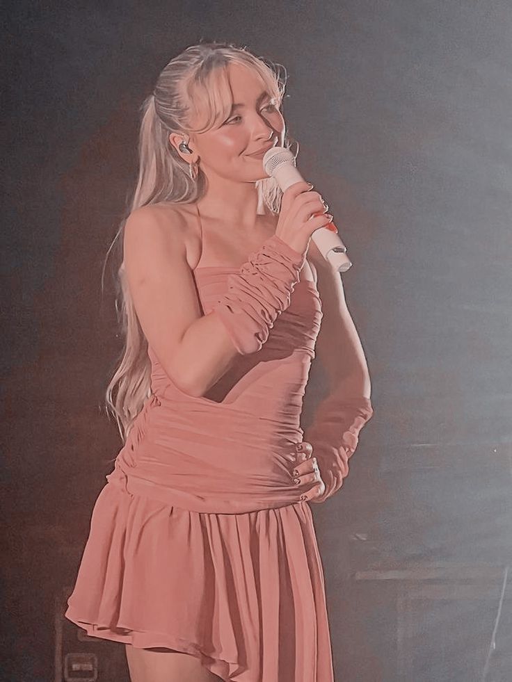 Fortnite Players Can Now Dance Like Sabrina Carpenter Fortnite Players Can Now Dance Like Sabrina Carpenter