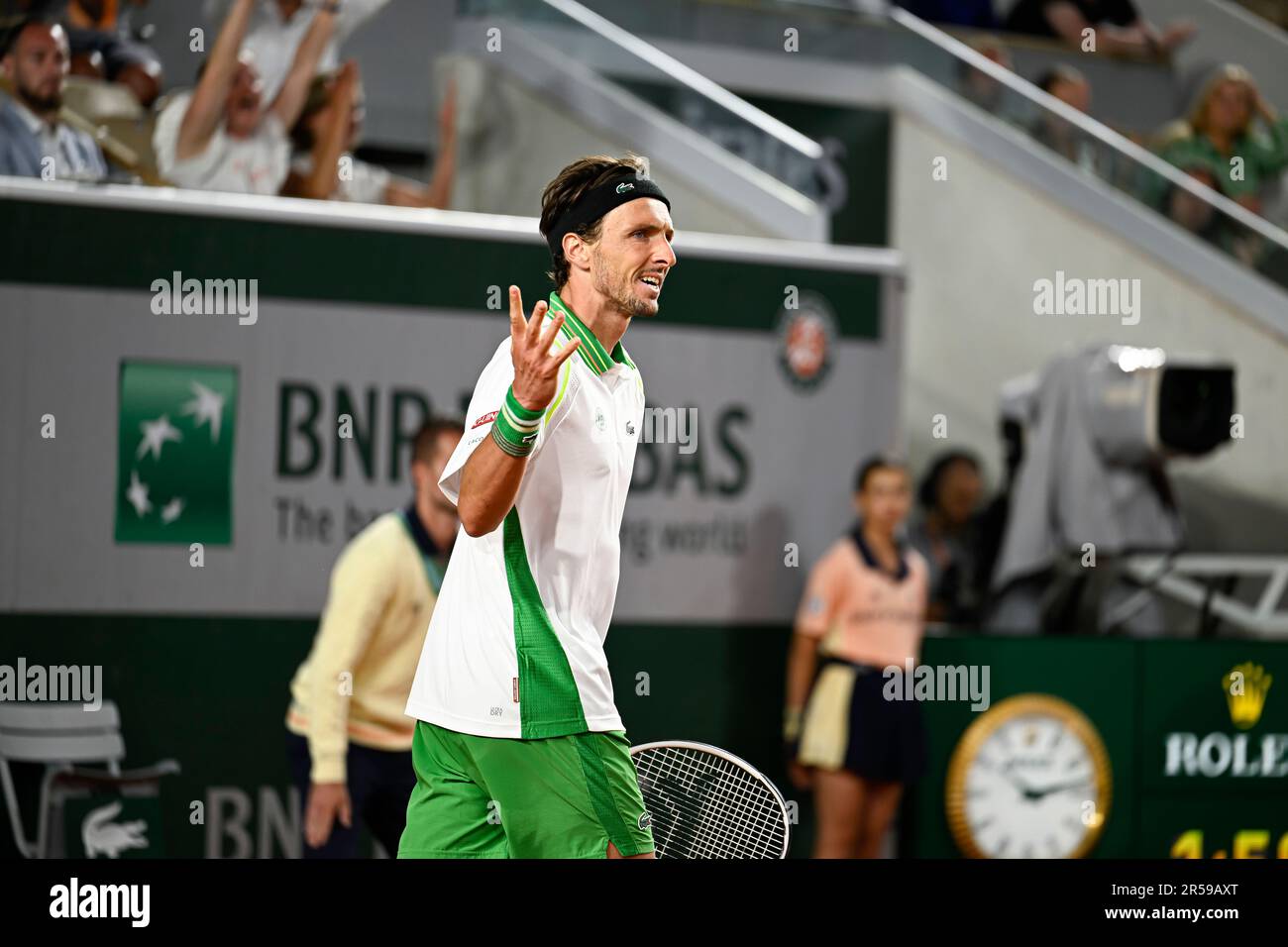 French Open: Sinner Defeats Rinderknech, Secures 15th Consecutive Grand Slam Win French Open: Sinner Defeats Rinderknech, Secures 15th Consecutive Grand Slam Win