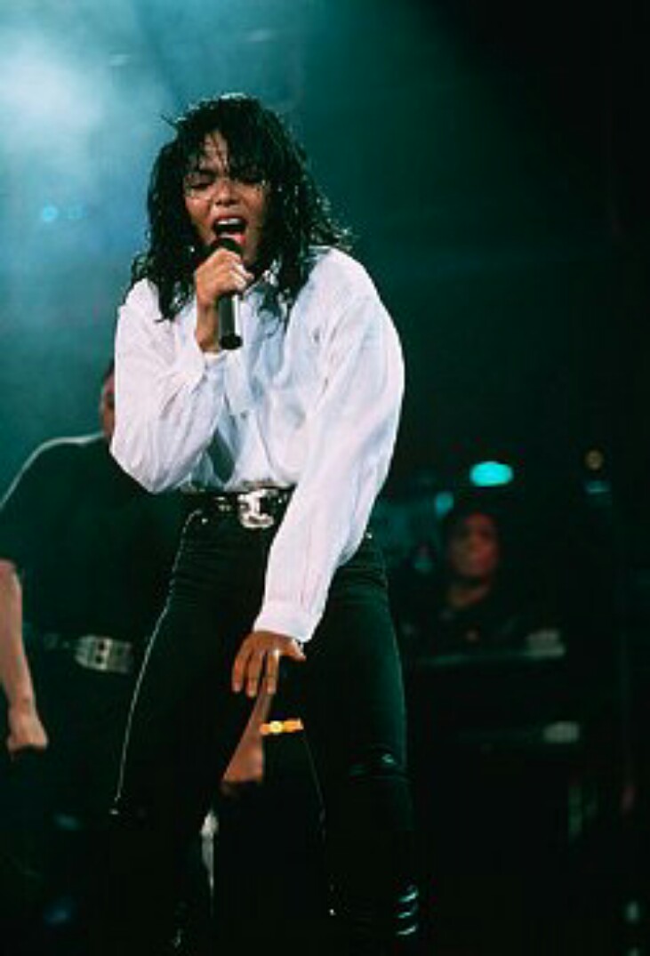 From Rhythm Nation To Control: Exploring Janet Jackson's Fashion Evolution From Rhythm Nation To Control: Exploring Janet Jackson's Fashion Evolution