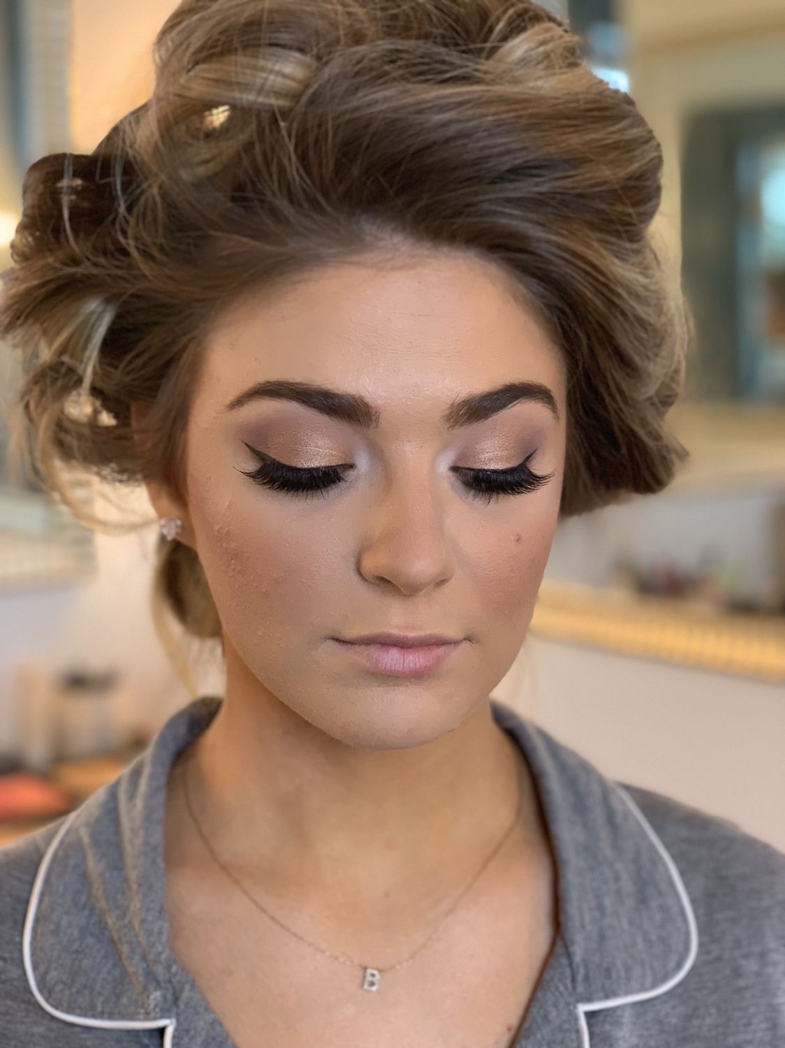 Full Glam Bridesmaid Angers Bride: A Wedding Makeup Disaster Full Glam Bridesmaid Angers Bride: A Wedding Makeup Disaster