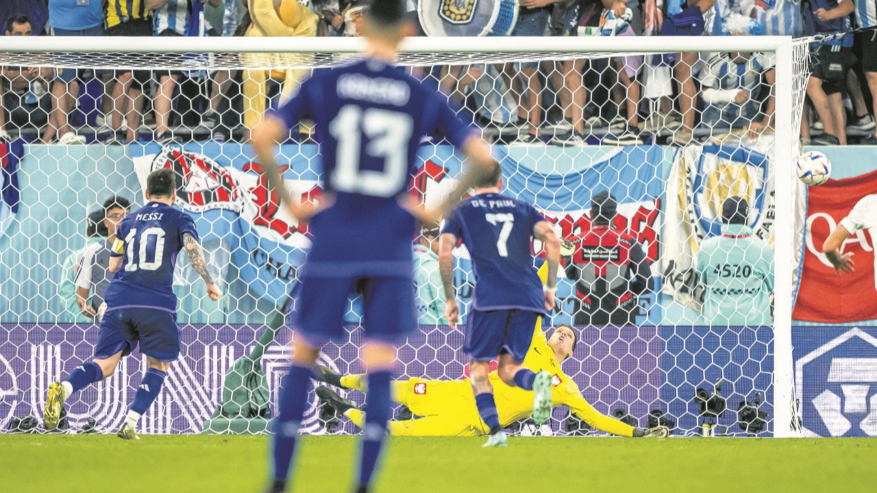 Futbolun En Zengin Yıldızı: Cristiano Ronaldo'nun Marka Değeri Futbolun En Zengin Yıldızı: Cristiano Ronaldo'nun Marka Değeri