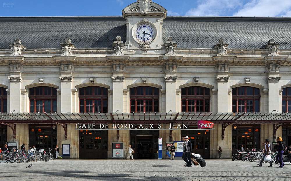 Gare Du Nord: Perturbations Importantes Toute La Journée Après Découverte D'une Bombe Gare Du Nord: Perturbations Importantes Toute La Journée Après Découverte D'une Bombe