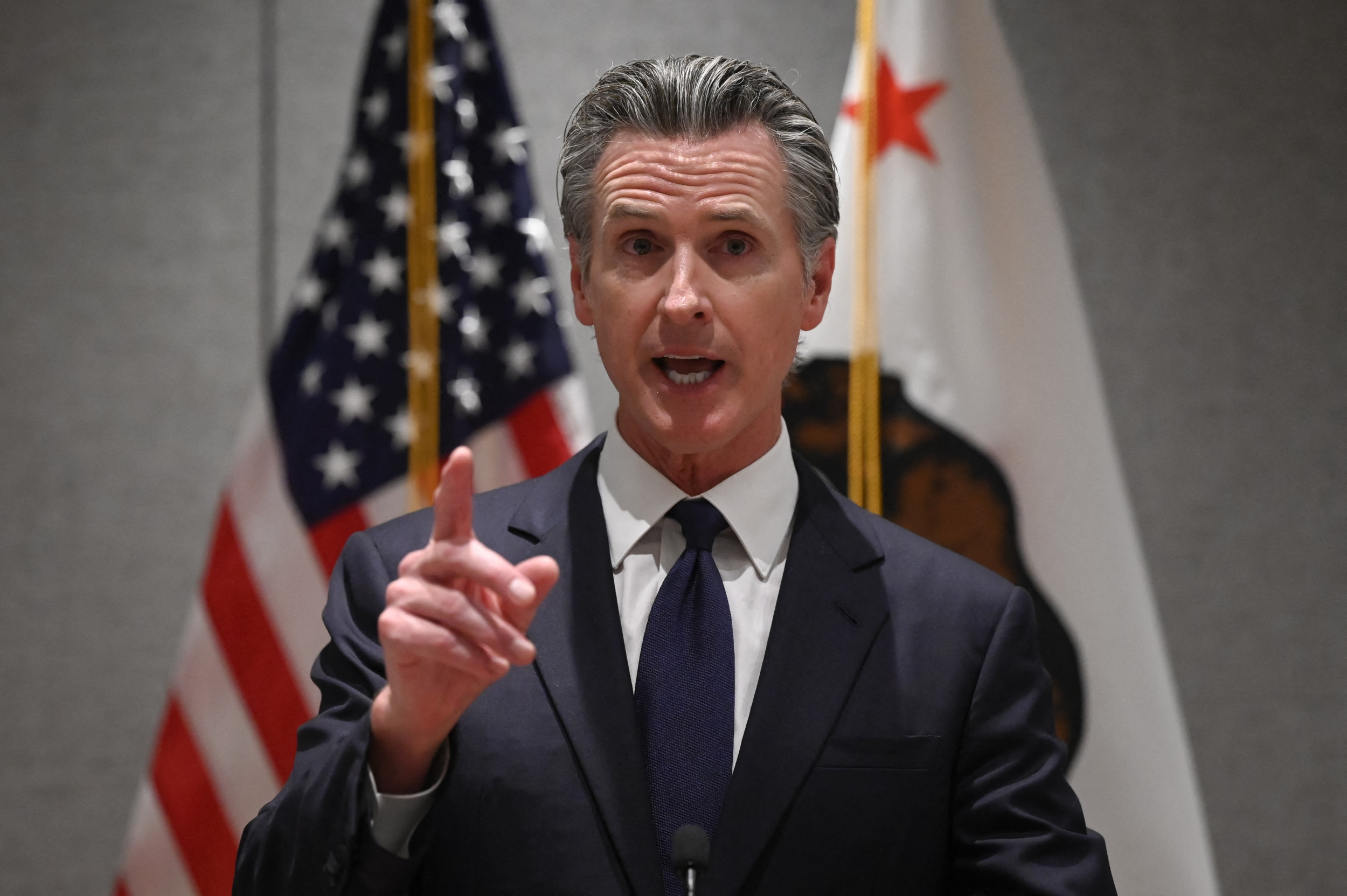 Gavin Newsom's New Podcast: A Social Media Analysis Of The Response Gavin Newsom's New Podcast: A Social Media Analysis Of The Response