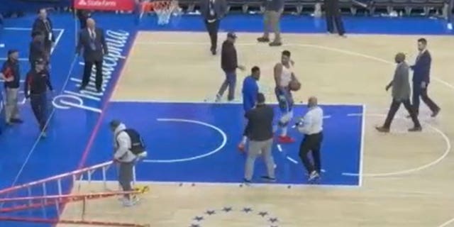 Giannis Antetokounmpo's Postgame Incident: Head Grab During Handshakes After Bucks Loss To Pacers Giannis Antetokounmpo's Postgame Incident: Head Grab During Handshakes After Bucks Loss To Pacers
