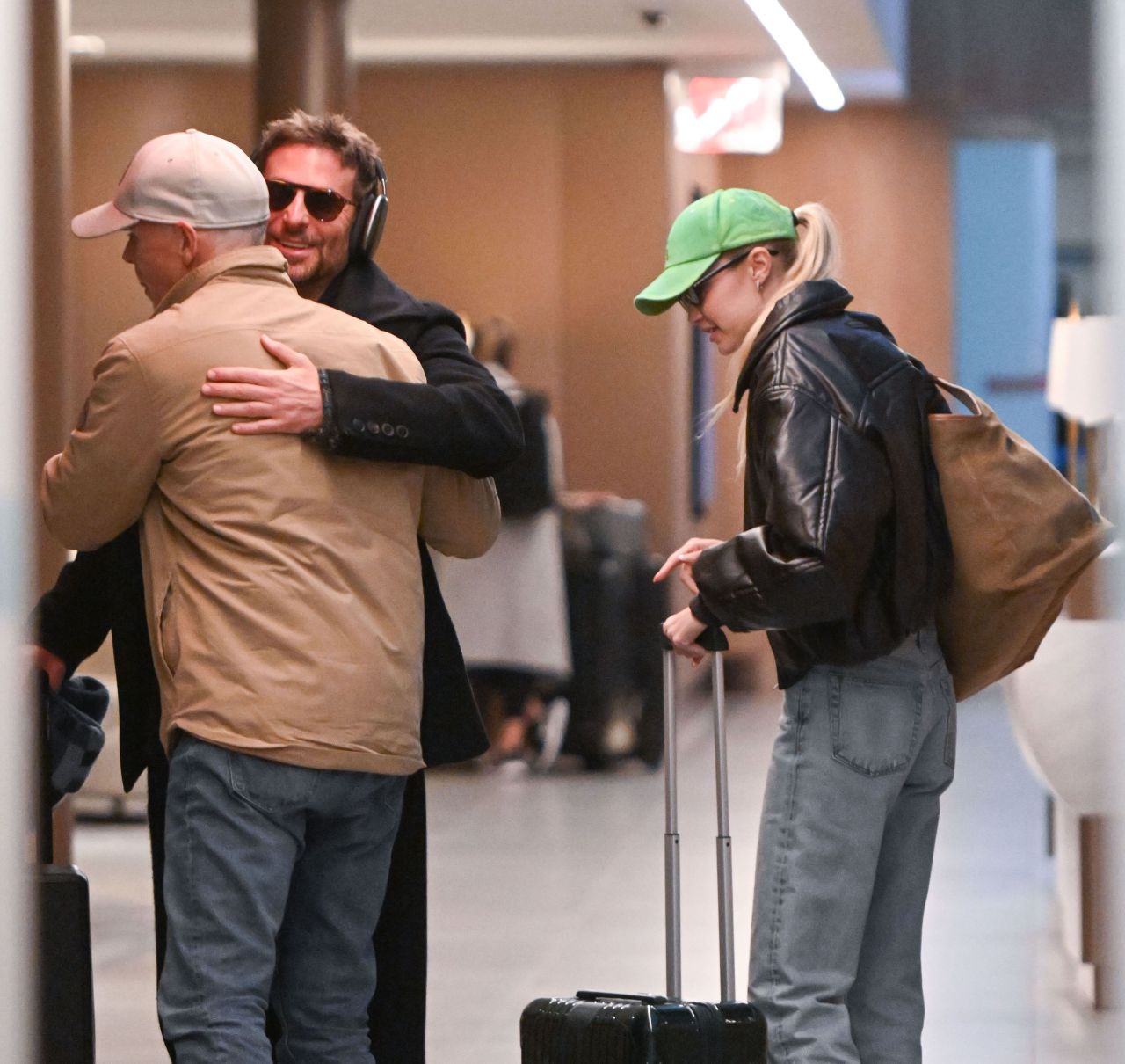 Gigi Hadid: The Reason Behind Bradley Cooper And Leonardo DiCaprio's Fallout? Gigi Hadid: The Reason Behind Bradley Cooper And Leonardo DiCaprio's Fallout?