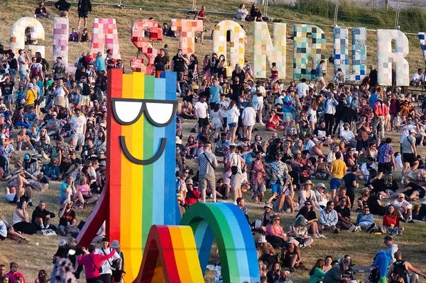 Glastonbury Festival Resale Chaos: Fans Battle For Tickets Glastonbury Festival Resale Chaos: Fans Battle For Tickets