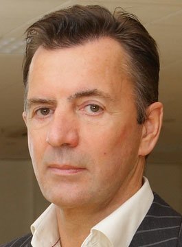 Gym Magnate Duncan Bannatyne Speaks Out Against Men In Women's Changing Rooms Gym Magnate Duncan Bannatyne Speaks Out Against Men In Women's Changing Rooms