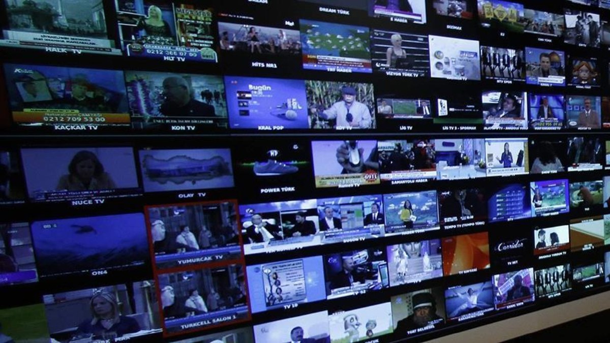 Hangi Diziler Var? 17 Şubat Pazartesi Televizyon Rehberi Hangi Diziler Var? 17 Şubat Pazartesi Televizyon Rehberi