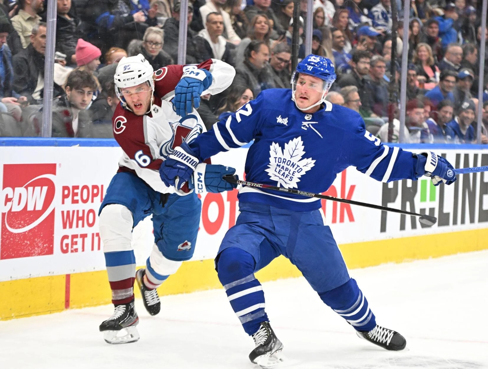 Hard-Fought 2-1 Win For Maple Leafs Against Avalanche Hard-Fought 2-1 Win For Maple Leafs Against Avalanche