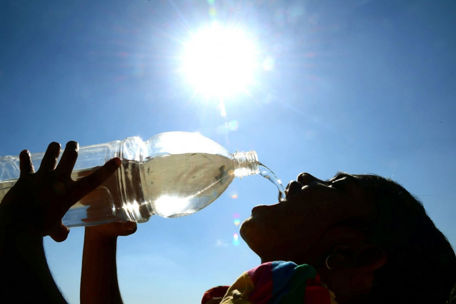 Heatwave Intensifies: Five South Bengal Districts Under Warning Heatwave Intensifies: Five South Bengal Districts Under Warning
