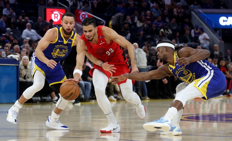 Hield And Payton Power Warriors Past Blazers In Bench Domination Hield And Payton Power Warriors Past Blazers In Bench Domination