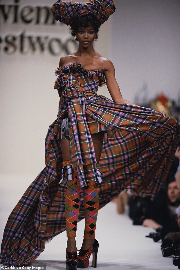 Historic First: Vivienne Westwood's Inaugural Bridal Fashion Show Historic First: Vivienne Westwood's Inaugural Bridal Fashion Show