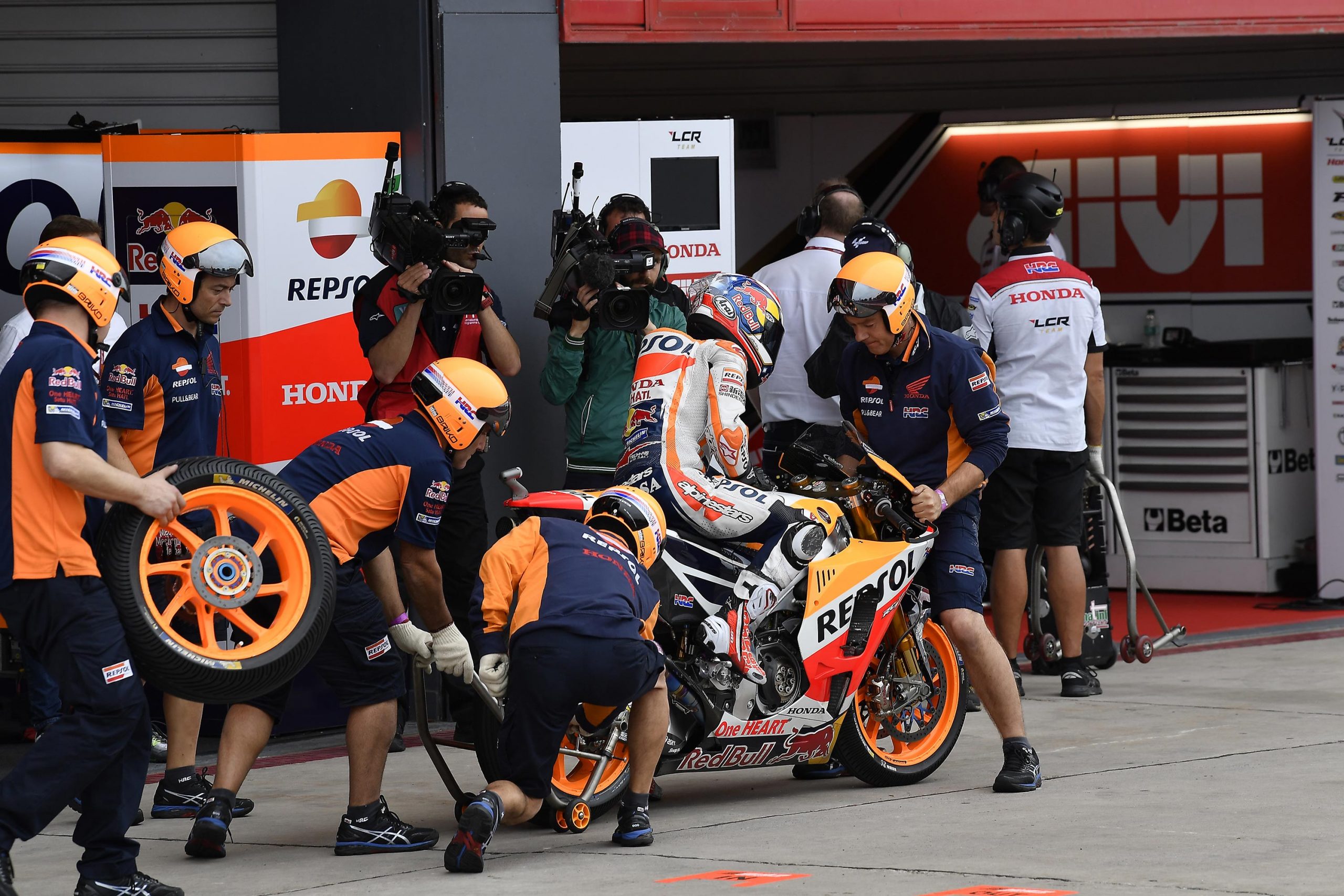 Honda Targets Competitive Start At Argentinian MotoGP Honda Targets Competitive Start At Argentinian MotoGP