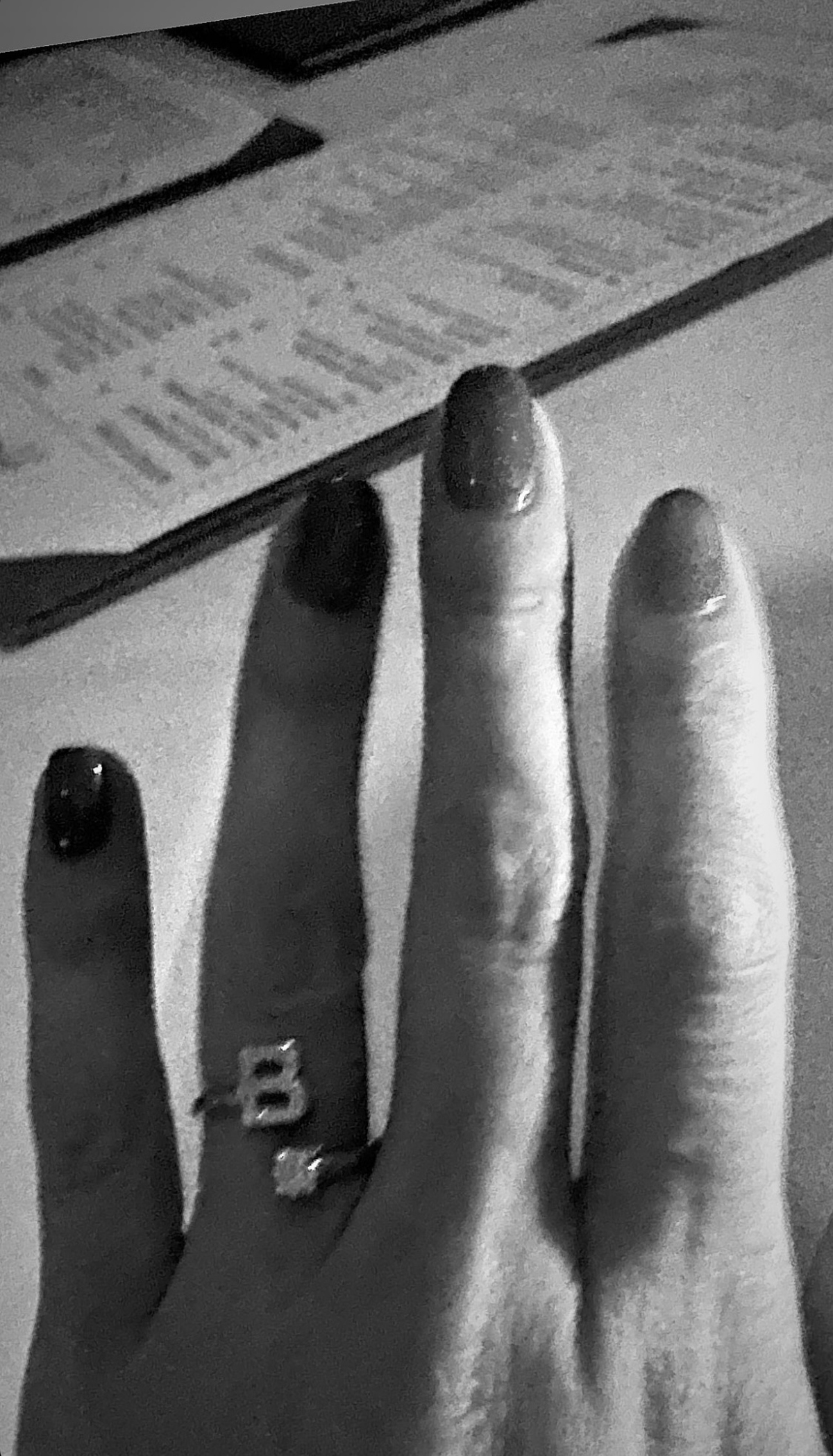 How Selena Gomez Accidentally Sold Her Diamond Ring How Selena Gomez Accidentally Sold Her Diamond Ring