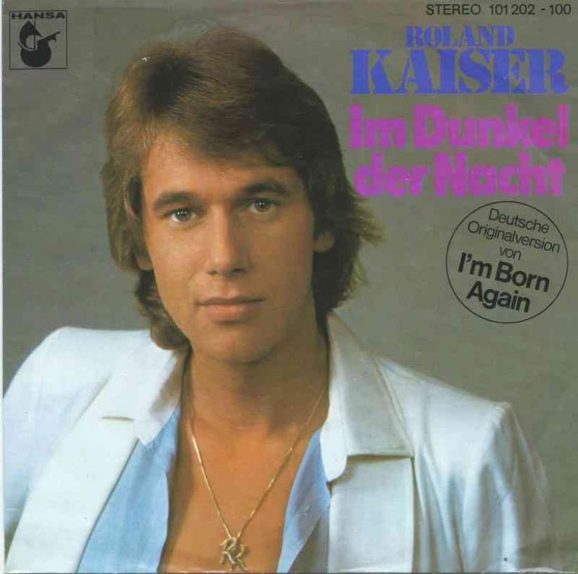 HSV Im Aufstiegskampf: Hafengeburtstag Und Roland Kaiser Im Hintergrund HSV Im Aufstiegskampf: Hafengeburtstag Und Roland Kaiser Im Hintergrund