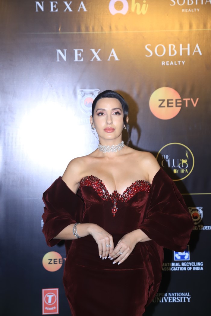 IIFA 2025: Nora Fatehi's Dazzling Alexandre Vauthier Gown IIFA 2025: Nora Fatehi's Dazzling Alexandre Vauthier Gown