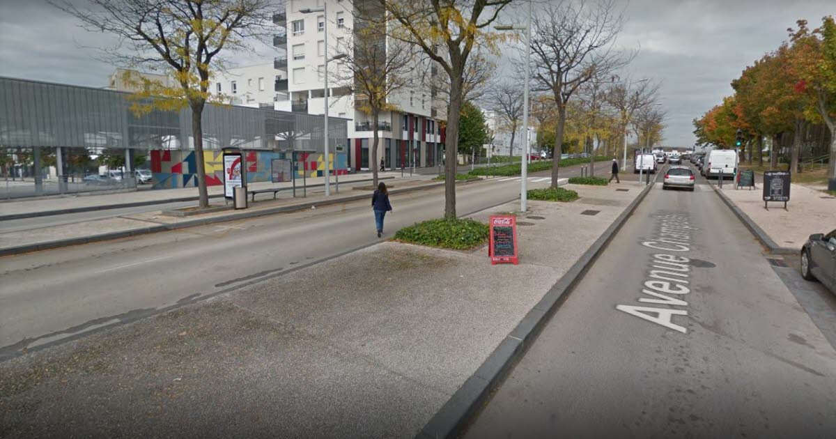 Incident À La Médiathèque Champollion De Dijon : Un Incendie Signalé Incident À La Médiathèque Champollion De Dijon : Un Incendie Signalé