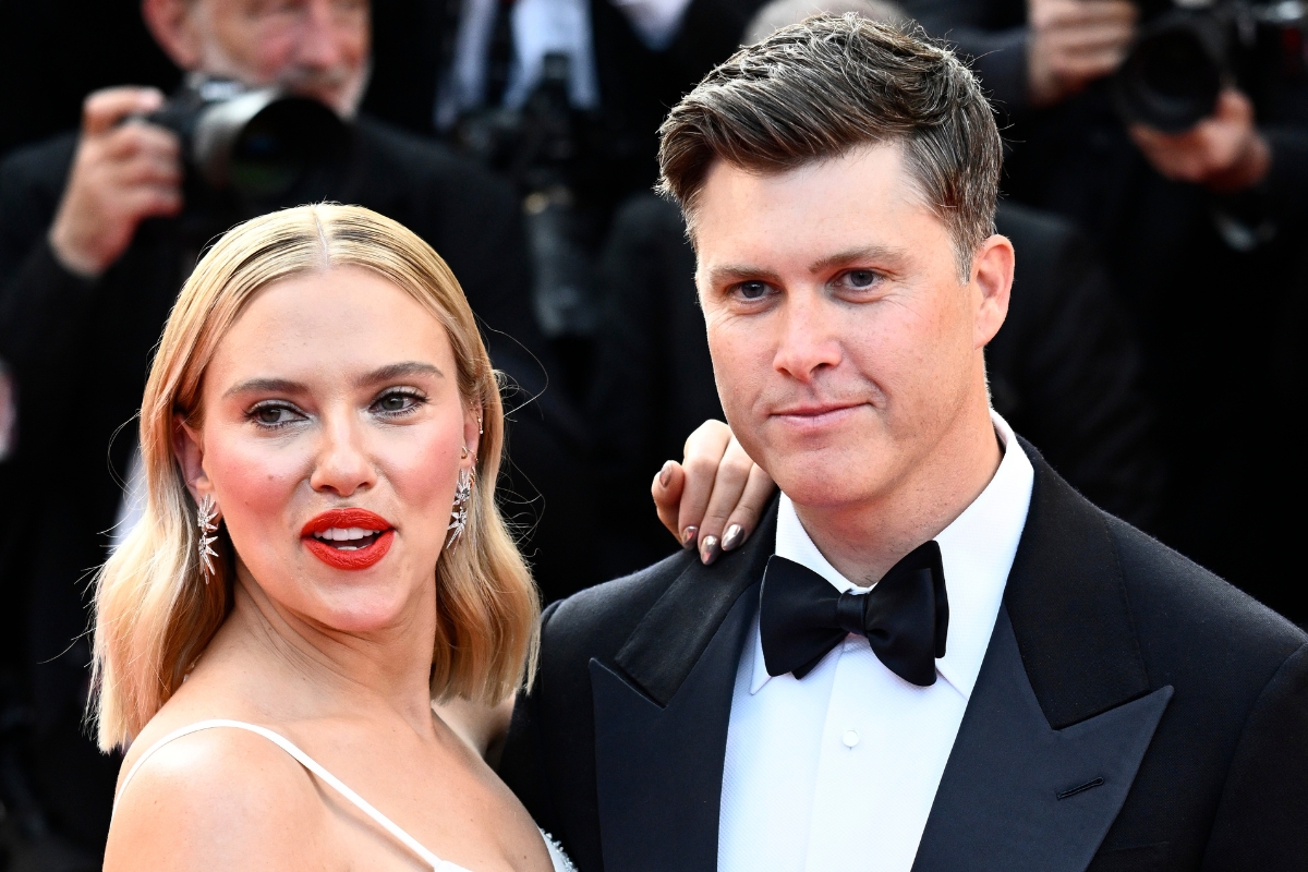 Income Gap: Colin Jost's Earnings Compared To Wife Scarlett Johansson Income Gap: Colin Jost's Earnings Compared To Wife Scarlett Johansson