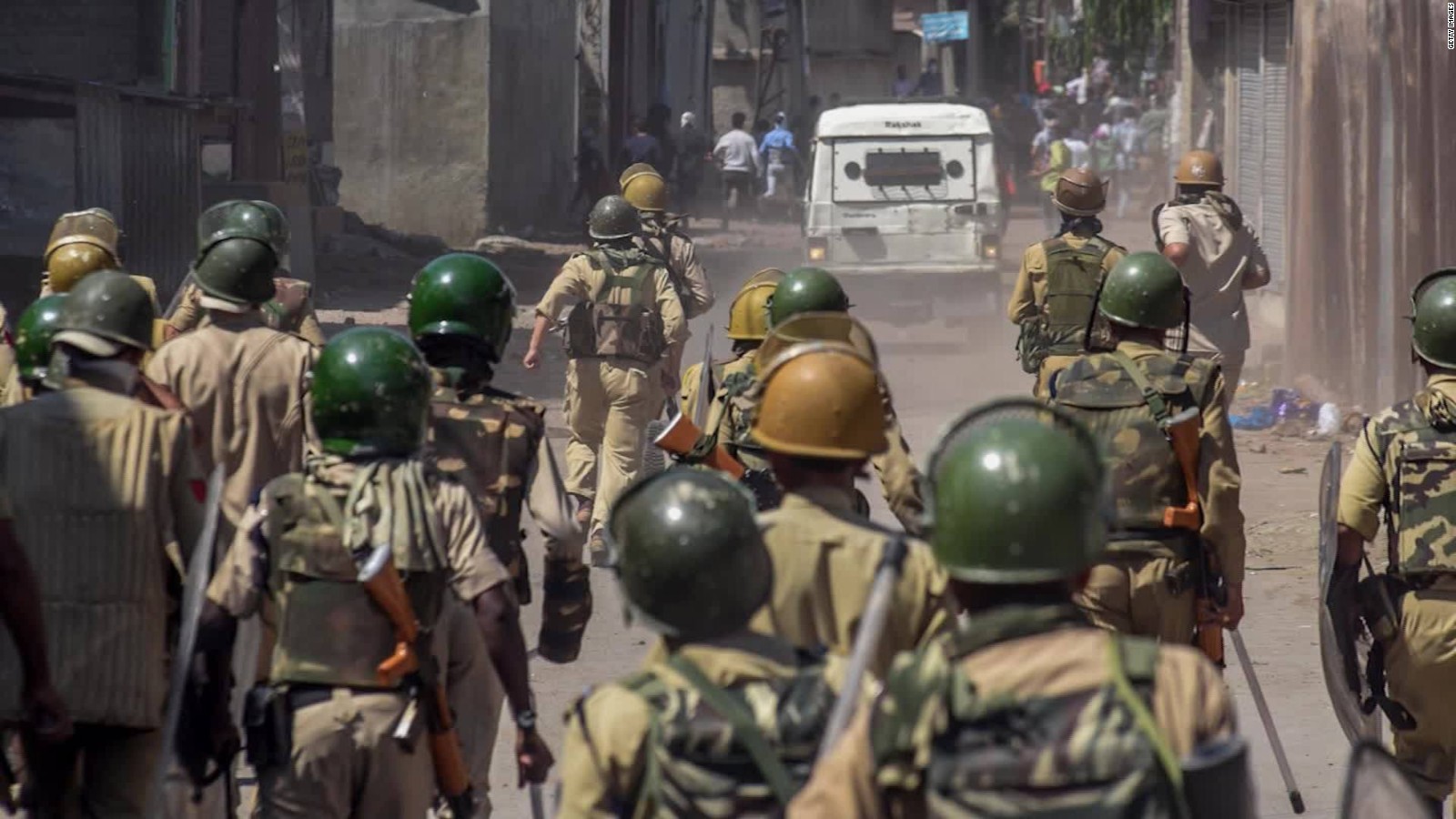 India-Pakistan Border Tensions: Five Soldiers Dead, Truce Remains India-Pakistan Border Tensions: Five Soldiers Dead, Truce Remains