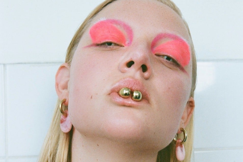 Is Makeup Harmful To Your Skin? A Dermatologist's Perspective Is Makeup Harmful To Your Skin? A Dermatologist's Perspective