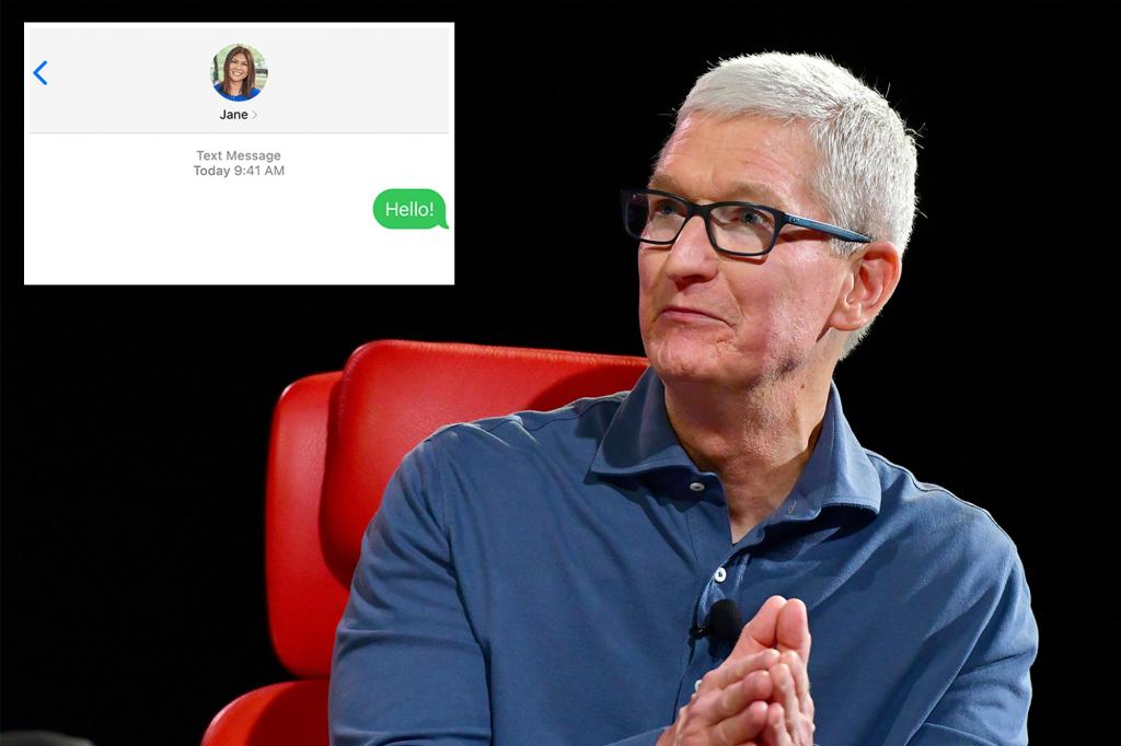 Is This Apple CEO Tim Cook's Worst Year Yet? Is This Apple CEO Tim Cook's Worst Year Yet?