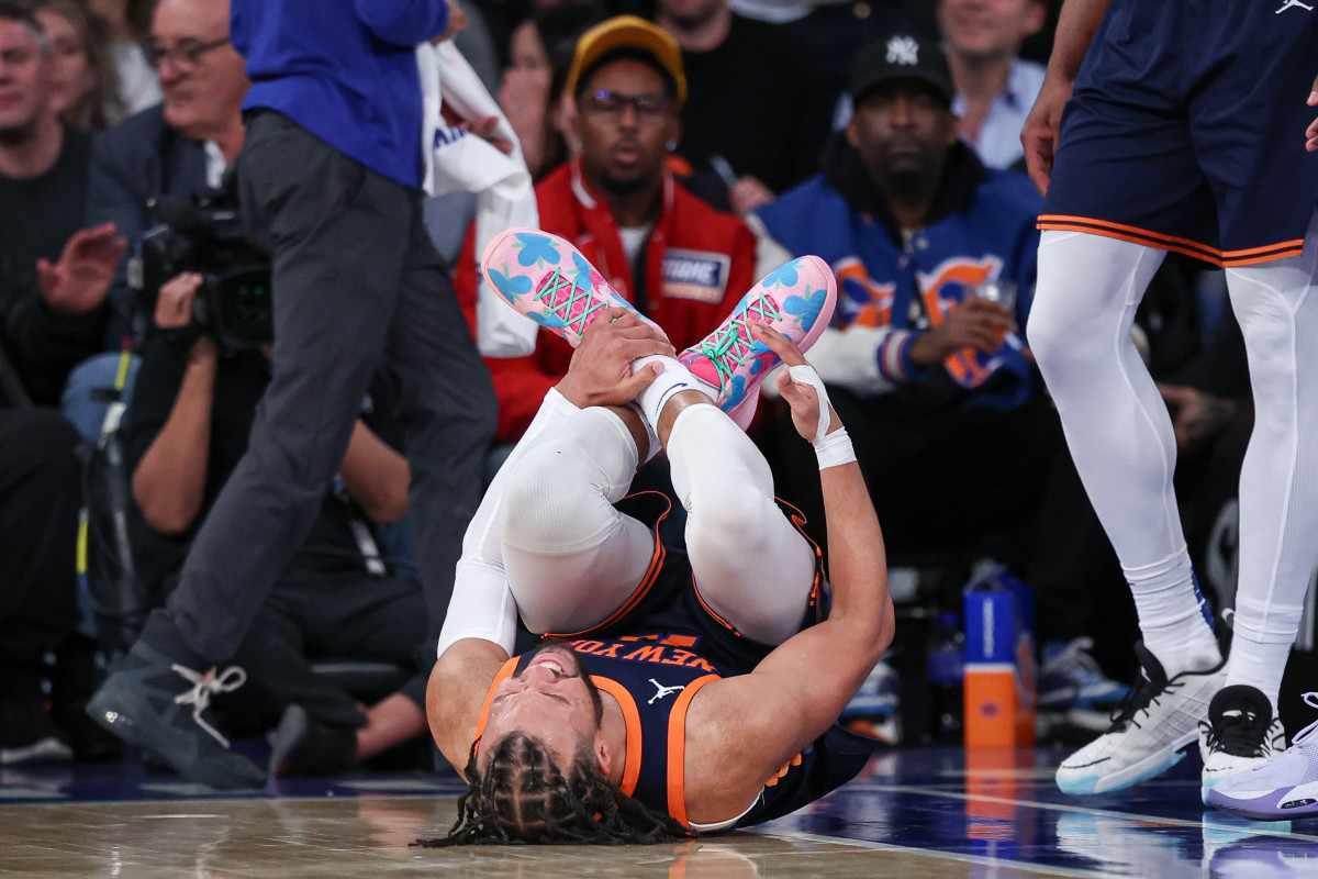 Jalen Brunson's Injury Exposes Knicks' Biggest Weakness Jalen Brunson's Injury Exposes Knicks' Biggest Weakness